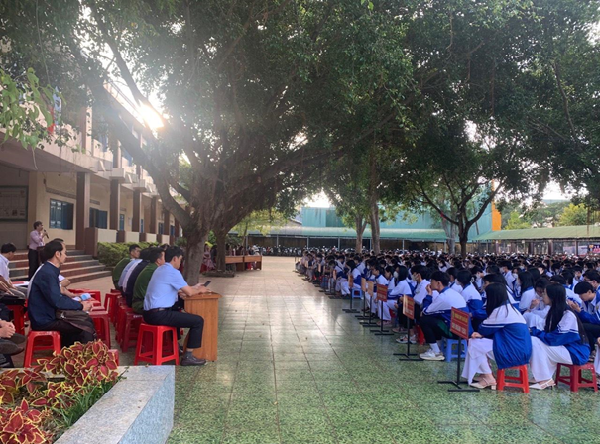 Ra mắt mô hình “đảm bảo an toàn về An ninh trật tự và giáo dục học sinh chấp hành nghiêm quy định pháp luật”